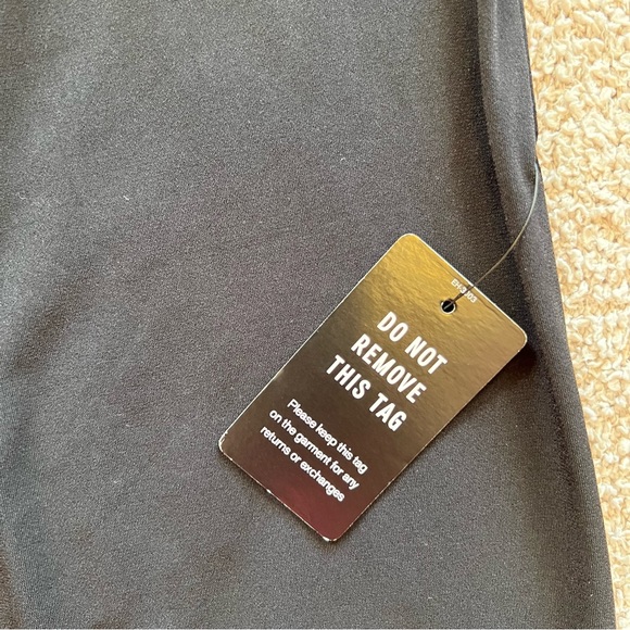 Express, off the shoulder dress, size small. - Picture 6 of 9